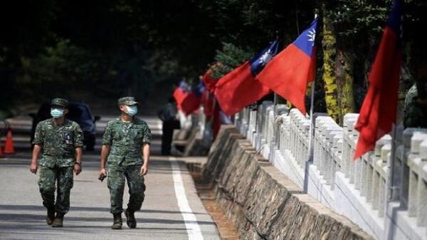 تور فرانسه ارزان: سفر وزیر دفاع پیشین فرانسه به تایوان به رغم هشدار های چین